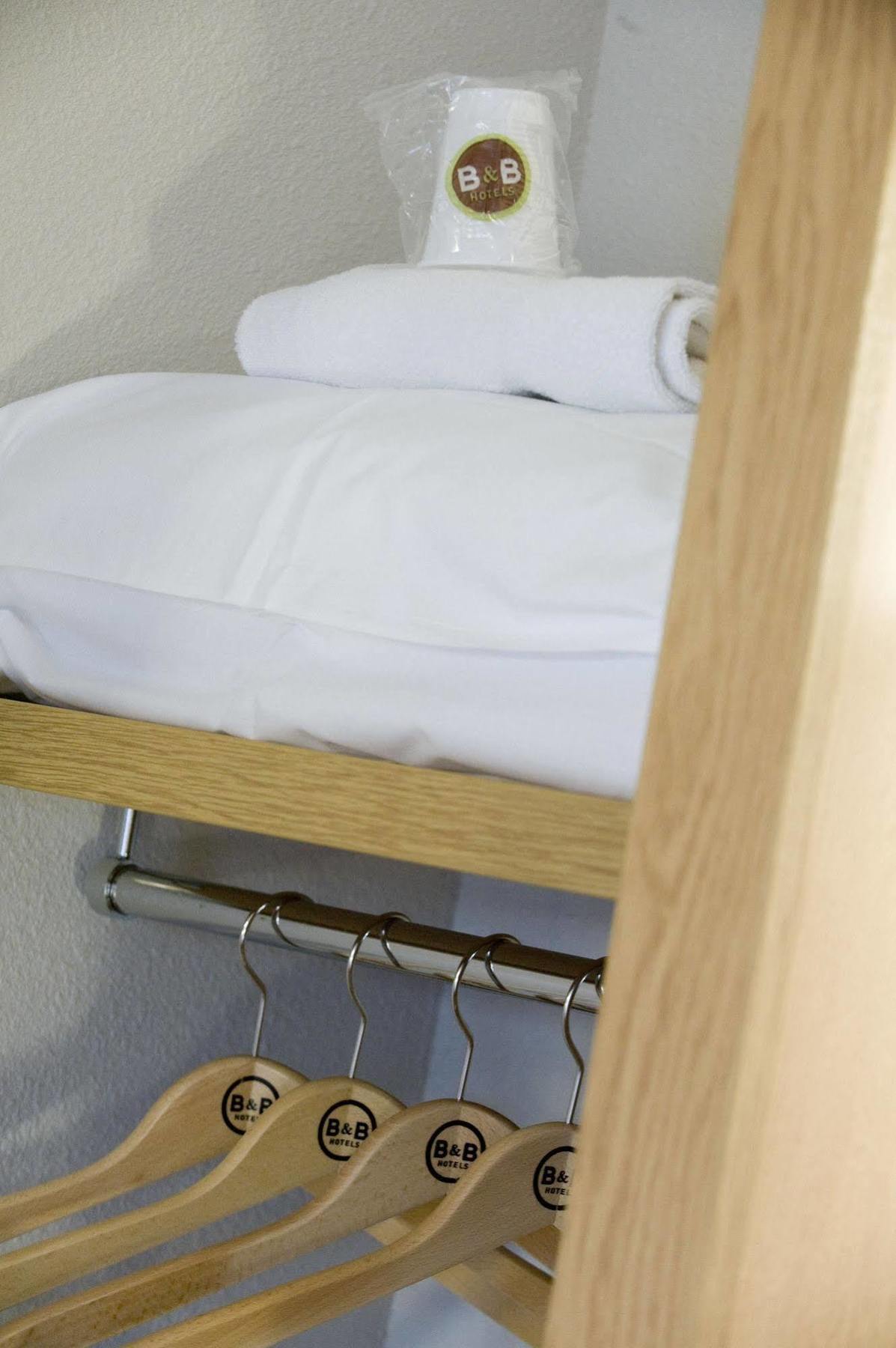 B&B Hotel Saint Malo Sud Bagian luar foto